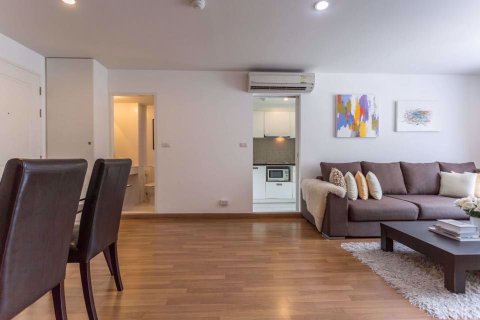 Condominio de 2 dormitorios en Khlong Toei, Bangkok, Tailandia № 76805 - foto 11