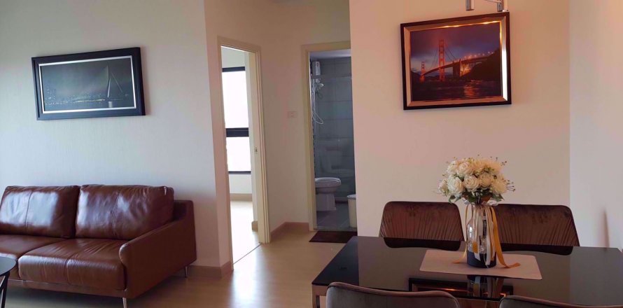 Condominio de 2 dormitorios en Thonburi, Bangkok, Tailandia № 76803
