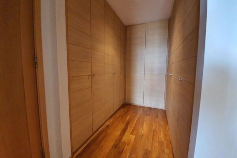 Кондоминиум с 3 спальнями в Сатхоне, Бангкок, Таиланд № 76807 - фото 6