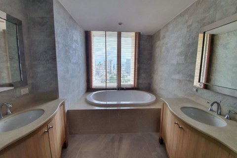 Кондоминиум с 3 спальнями в Сатхоне, Бангкок, Таиланд № 76807 - фото 12