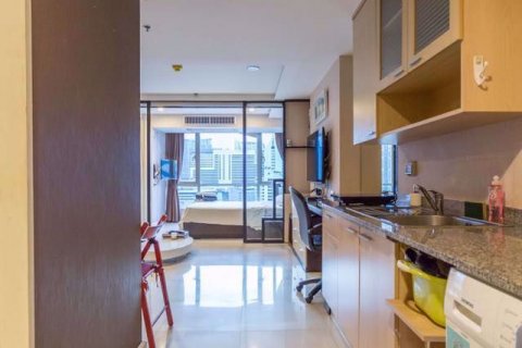 Estudio en el condominio en Watthana, Bangkok, Tailandia № 76804 - foto 5