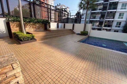 Condominio de 2 dormitorios en Chatuchak, Bangkok, Tailandia № 76802 - foto 14