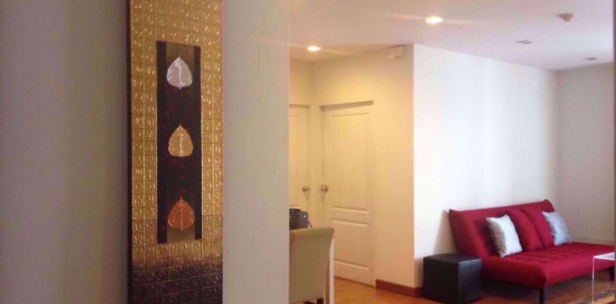 Condominio de 2 dormitorios en Chatuchak, Bangkok, Tailandia № 76802
