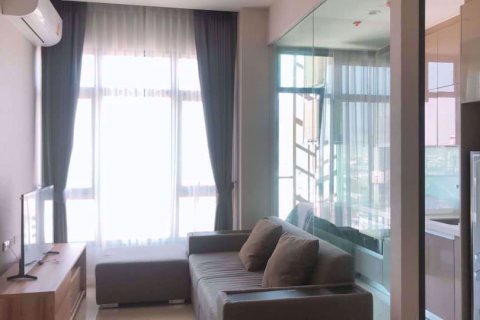 Condo in Khlong Toei, Bangkok, Thailand, 1 bedroom № 76991