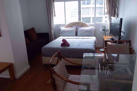 Condo in Watthana, Bangkok, Thailand, 1 bedroom  № 76988 - photo 3