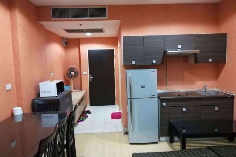 Estudio en el condominio en Ratchathewi, Bangkok, Tailandia № 76992 - foto 4