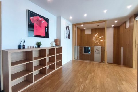 Condominio de 5 dormitorios en Watthana, Bangkok, Tailandia № 132245 - foto 8