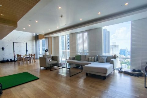 Condominio de 5 dormitorios en Watthana, Bangkok, Tailandia № 132245 - foto 5