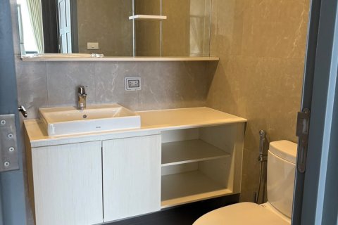 Condominio de 3 dormitorios en Sathon, Bangkok, Tailandia № 132243 - foto 11