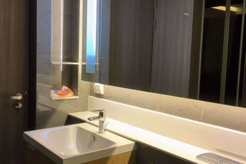 Condominio de 1 dormitorio en Khlong Toei, Bangkok, Tailandia № 76110 - foto 9