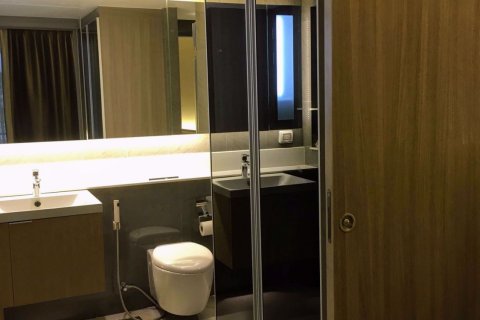 Condominio de 1 dormitorio en Khlong Toei, Bangkok, Tailandia № 76110 - foto 8