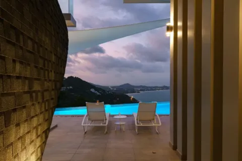 Chalet de 4 dormitorios en Ko Samui, Tailandia № 107667 - foto 12