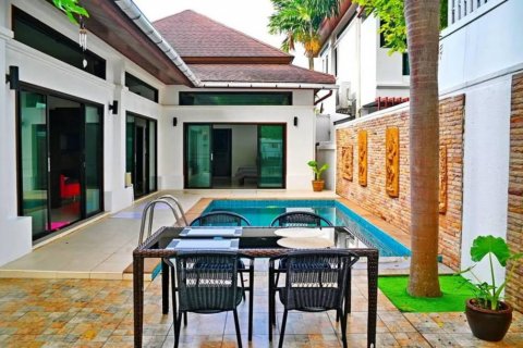 Villa in Phuket, Thailand 2 bedrooms № 125906