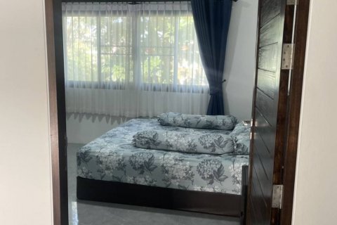 Casa de 3 dormitorios en Surat Thani, Tailandia № 125909 - foto 6
