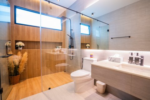 Chalet de 4 dormitorios en Bang Tao, Tailandia № 74272 - foto 18