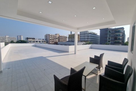 Casa de 6 dormitorios en Pattaya, Tailandia № 99457 - foto 10