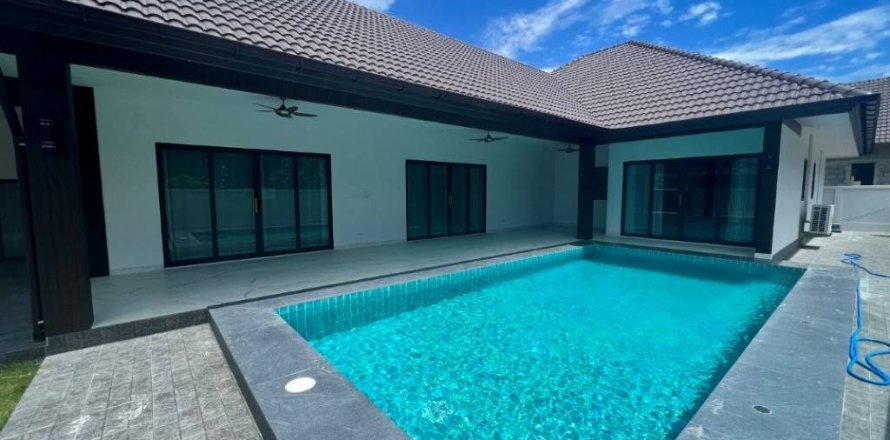 Villa à Hua Hin, Thaïlande 3 chambres № 124777