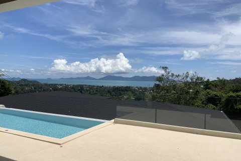Casa de 3 dormitorios en Ko Samui, Tailandia № 124775 - foto 17