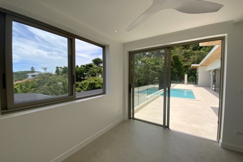 Casa de 3 dormitorios en Ko Samui, Tailandia № 124775 - foto 12