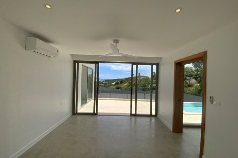 Casa de 3 dormitorios en Ko Samui, Tailandia № 124775 - foto 14