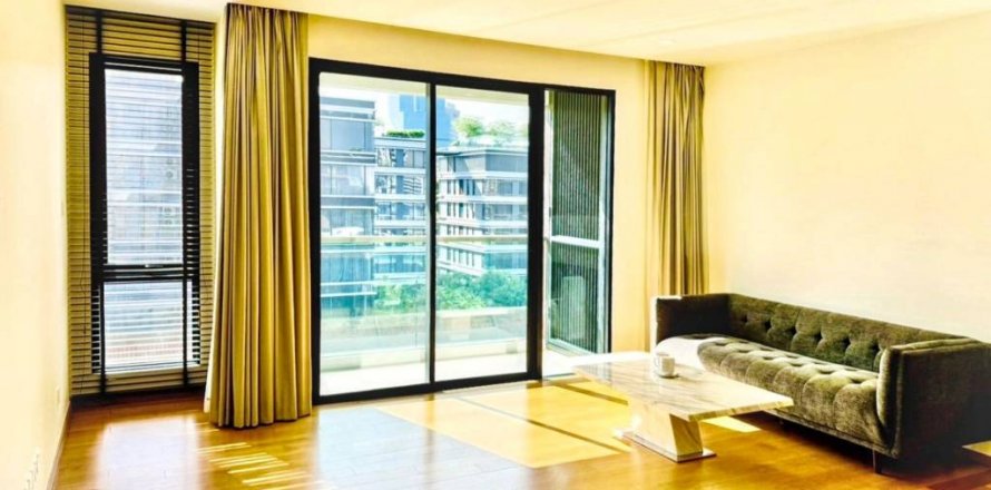 Condominio de 3 dormitorios en Khlong Toei, Bangkok, Tailandia № 124776