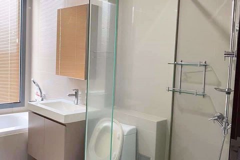 Dúplex de 2 dormitorios en Ratchathewi, Bangkok, Tailandia № 76196 - foto 9