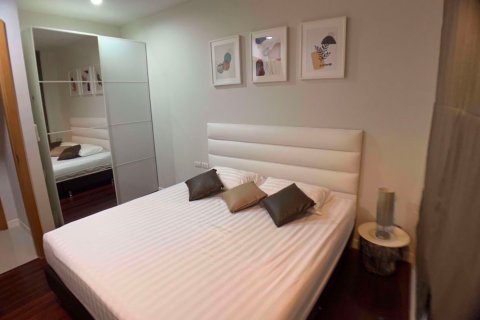 Condominio de 1 dormitorio en Ratchathewi, Bangkok, Tailandia № 76194 - foto 6