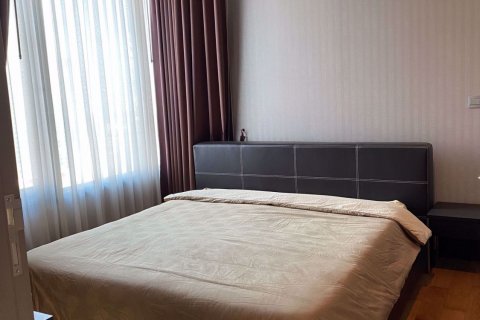 Condominio de 2 dormitorios en Khlong Toei, Bangkok, Tailandia № 76195 - foto 10