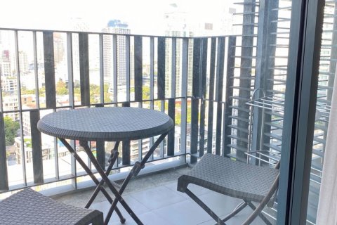 Condominio de 2 dormitorios en Khlong Toei, Bangkok, Tailandia № 76195 - foto 16