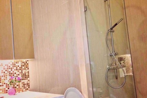Condominio de 1 dormitorio en Ratchathewi, Bangkok, Tailandia № 77142 - foto 12
