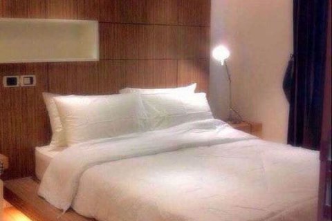 Condominio de 1 dormitorio en Watthana, Bangkok, Tailandia № 77144 - foto 3