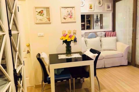 Condominio de 1 dormitorio en Khlong San, Bangkok, Tailandia № 77140 - foto 4