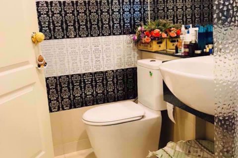 Condominio de 1 dormitorio en Khlong San, Bangkok, Tailandia № 77140 - foto 7