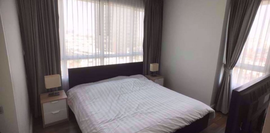 Condominio de 3 dormitorios en Watthana, Bangkok, Tailandia № 77141