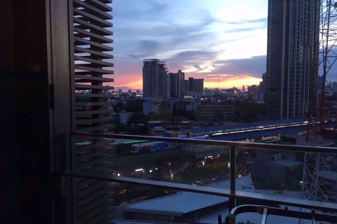 Condo à Khlong Toei, Bangkok, Thaïlande, 1 chambre № 77145 - photo 7