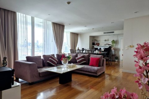 Condominio de 4 dormitorios en Bangkok, Tailandia № 124893