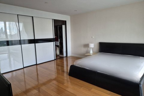 Condominio de 4 dormitorios en Bangkok, Tailandia № 124893 - foto 6