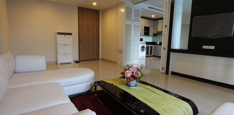 Condo in Bangkok, Thailand, 2 bedrooms № 143896
