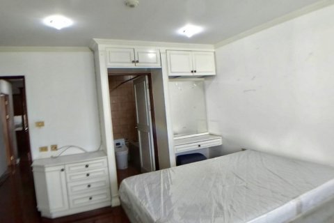 Condominio de 3 dormitorios en Bangkok, Tailandia № 143899 - foto 11
