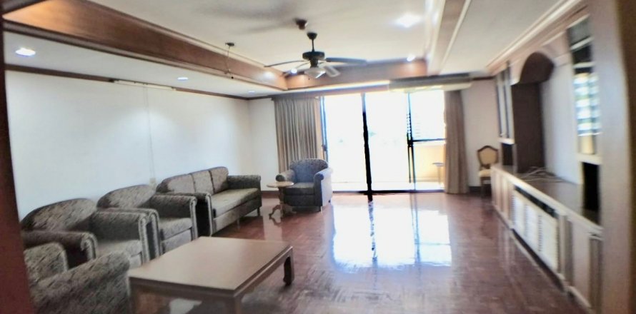 Condominio de 3 dormitorios en Bangkok, Tailandia № 143899