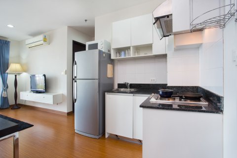 Condominio de 2 dormitorios en Bangkok, Tailandia № 143901 - foto 4