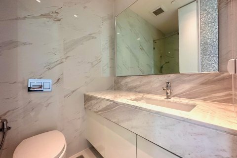 Condominio de 3 dormitorios en Bangkok, Tailandia № 112017 - foto 18