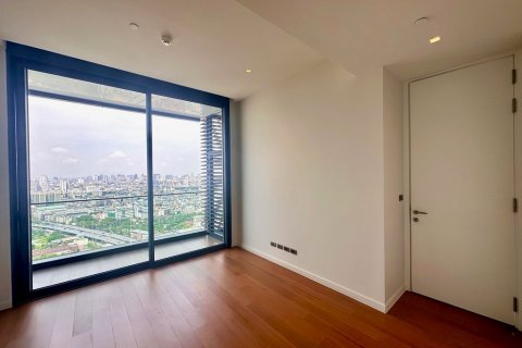 Condominio de 3 dormitorios en Bangkok, Tailandia № 112017 - foto 14