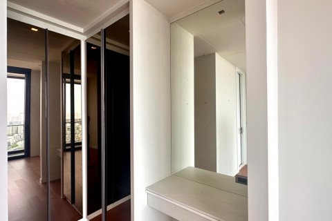 Condominio de 3 dormitorios en Bangkok, Tailandia № 112017 - foto 15
