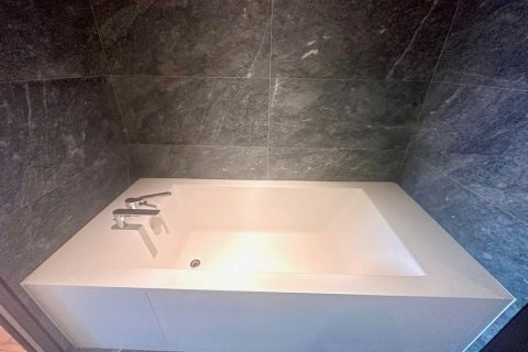 Condo à Bangkok, Thaïlande, 2 chambres № 112016 - photo 15