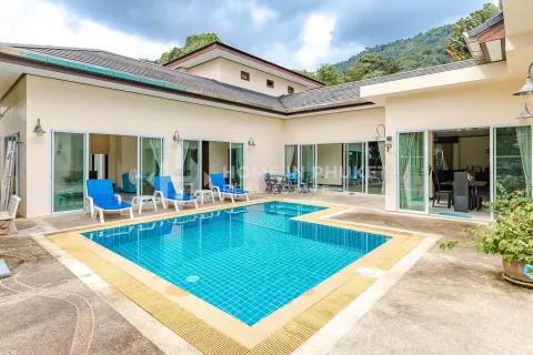 Haus in Kathu, Thailand 6 Schlafzimmer № 131254