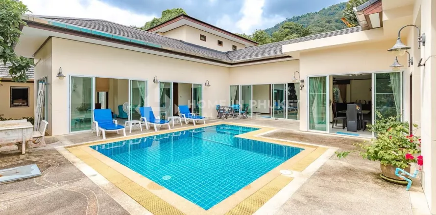 Casa de 6 dormitorios en Kathu, Tailandia № 131254