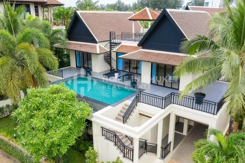 Haus in Phuket, Thailand 4 Schlafzimmer № 131250