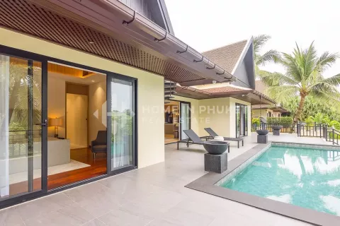Casa de 4 dormitorios en Phuket, Tailandia № 131250 - foto 3