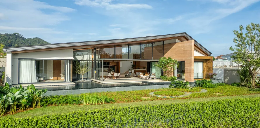 Villa à Phuket, Thaïlande 4 chambres № 111751